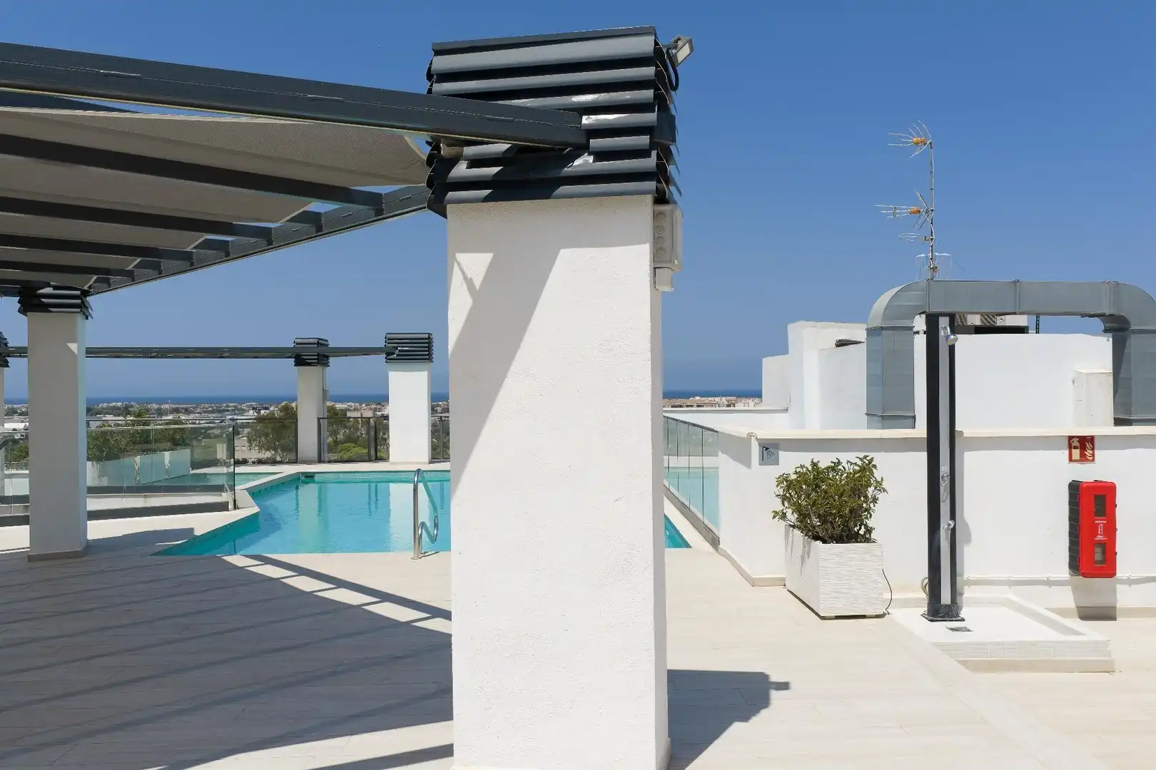 Terraza de Planta baja en venta en Dénia con Aire acondicionado, Calefacción y Jacuzzi