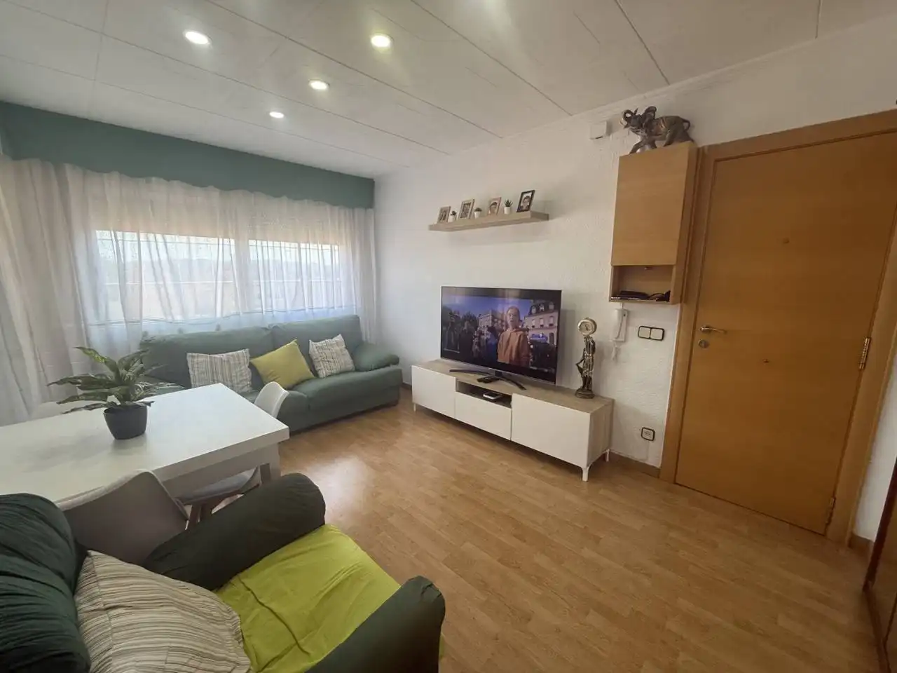 Sala d'estar de Pis en venda en Sabadell amb Aire condicionat, Calefacció i Parquet