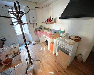 Cuina de Casa adosada en venda en Sant Julià de Vilatorta