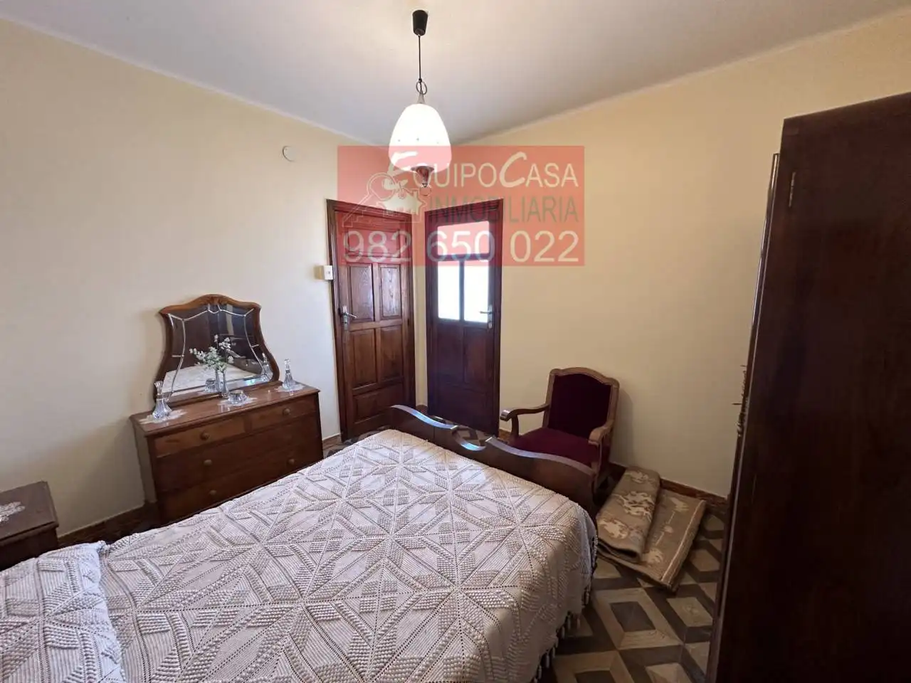 Dormitori de Casa adosada en venda en Palas de Rei amb Calefacció, Jardí privat i Parquet