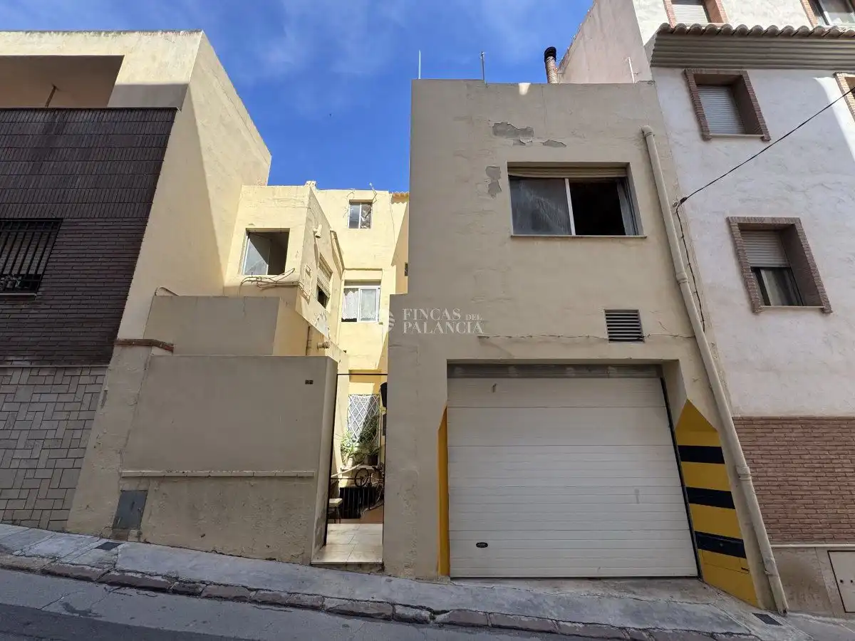 Vista exterior de Piso en venta en Soneja con Terraza, Trastero y Balcón