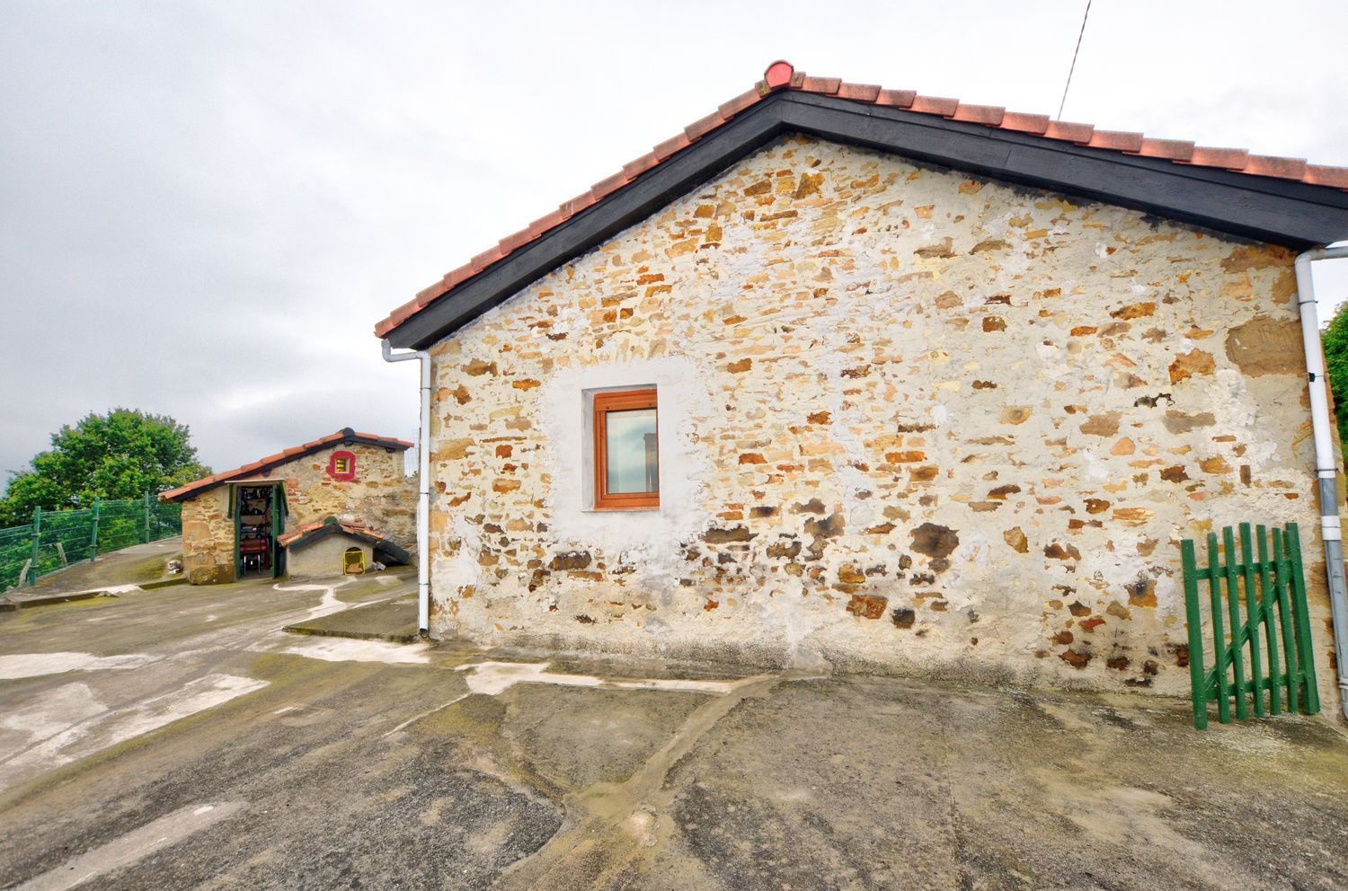 Exterior view of House or chalet for sale in Langreo  with Heating, Terrace and Swimming Pool