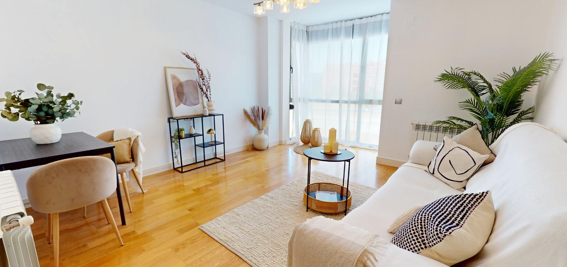 Living room of Flat for sale in  Madrid Capital  with Air Conditioner, Heating and Storage room