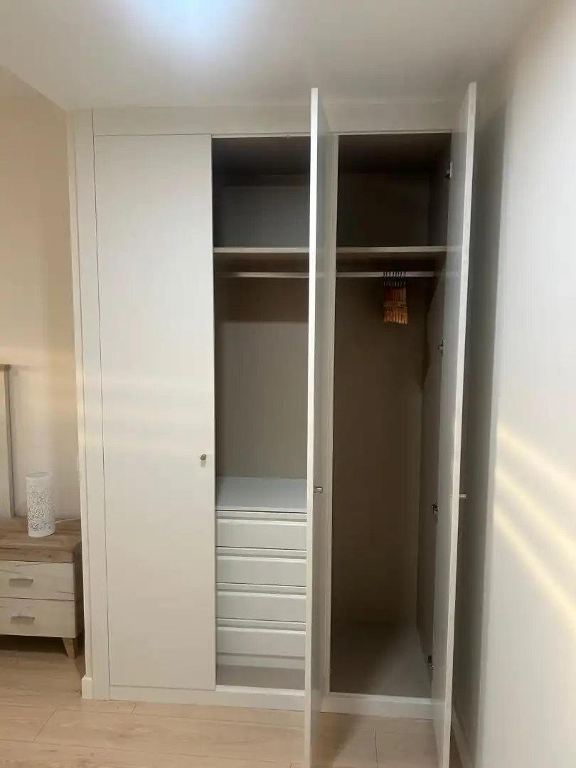Habitación de Piso de alquiler en Dos Hermanas con Aire acondicionado, Terraza y Amueblado
