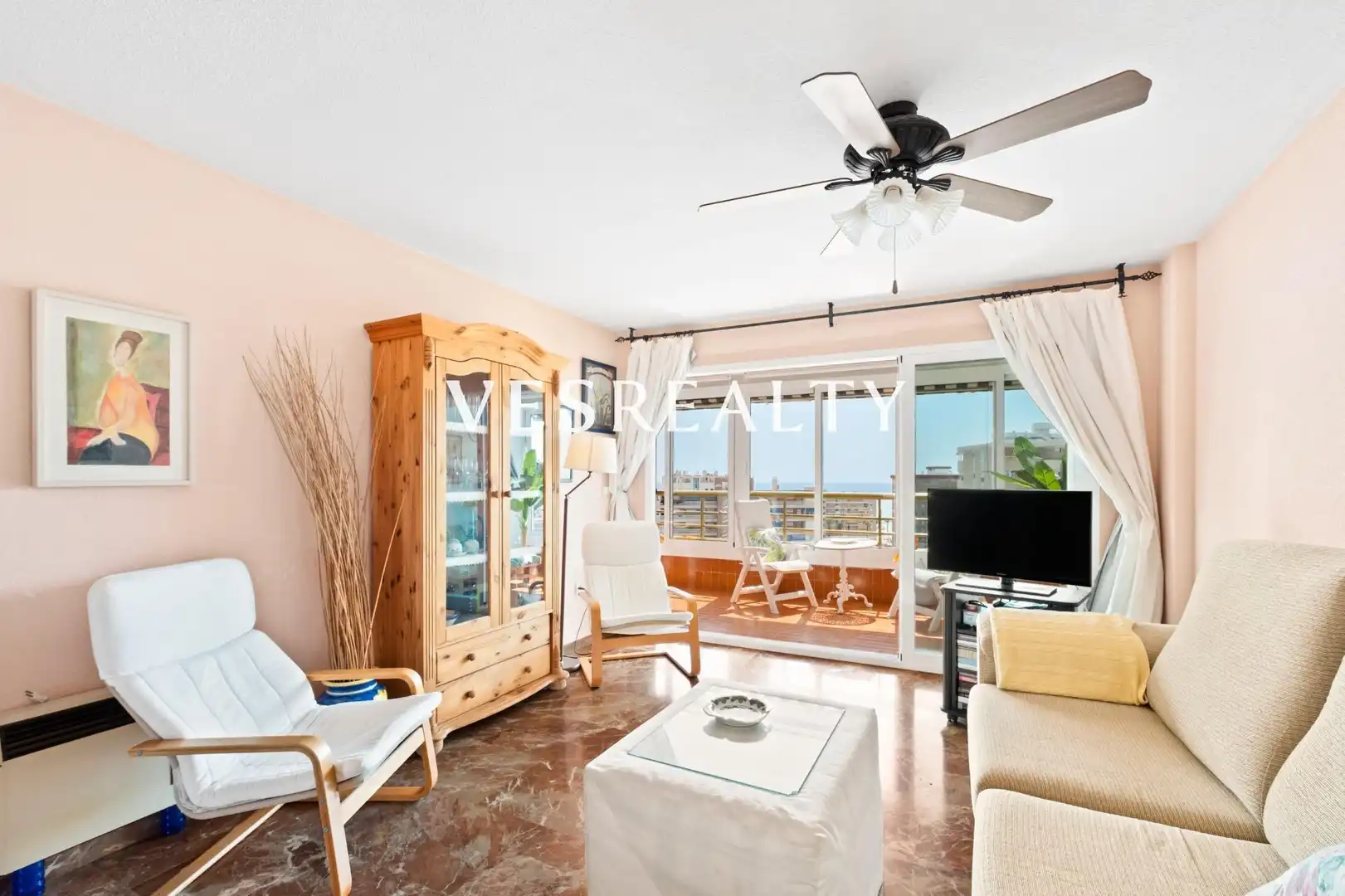Sala de estar de Piso de alquiler en Alicante / Alacant con Amueblado, Balcón y Piscina comunitaria