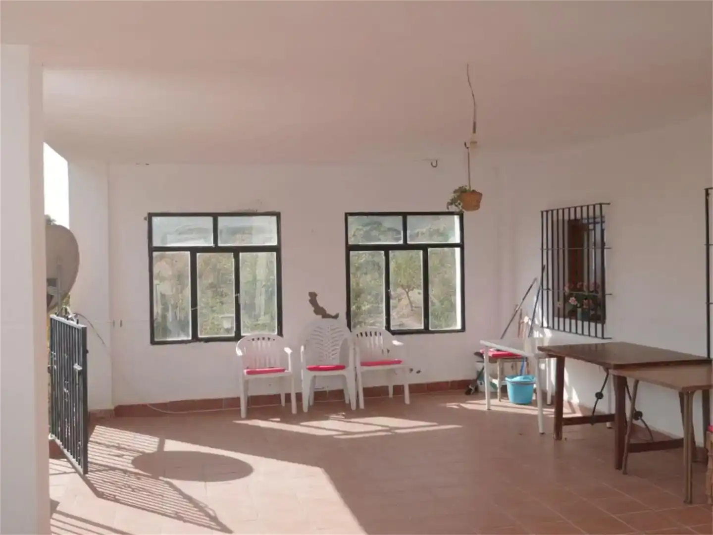 Sala d'estar de Finca rústica en venda en Busquístar amb Jardí privat, Traster i Balcó