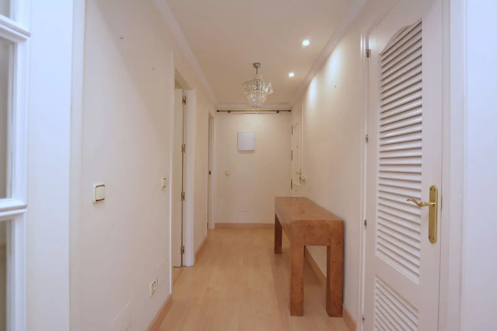 Apartamento en venta en Marbella con Terraza, Trastero y Amueblado