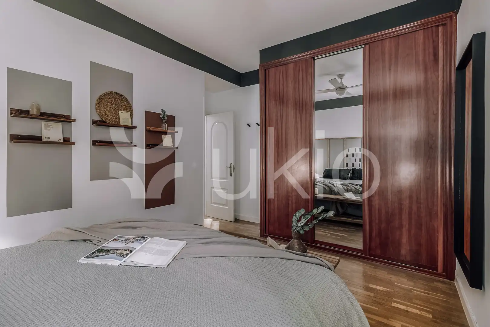 Schlafzimmer von Wohnungen zur Miete in Madrid mit Klimaanlage, Heizung und Möbliert