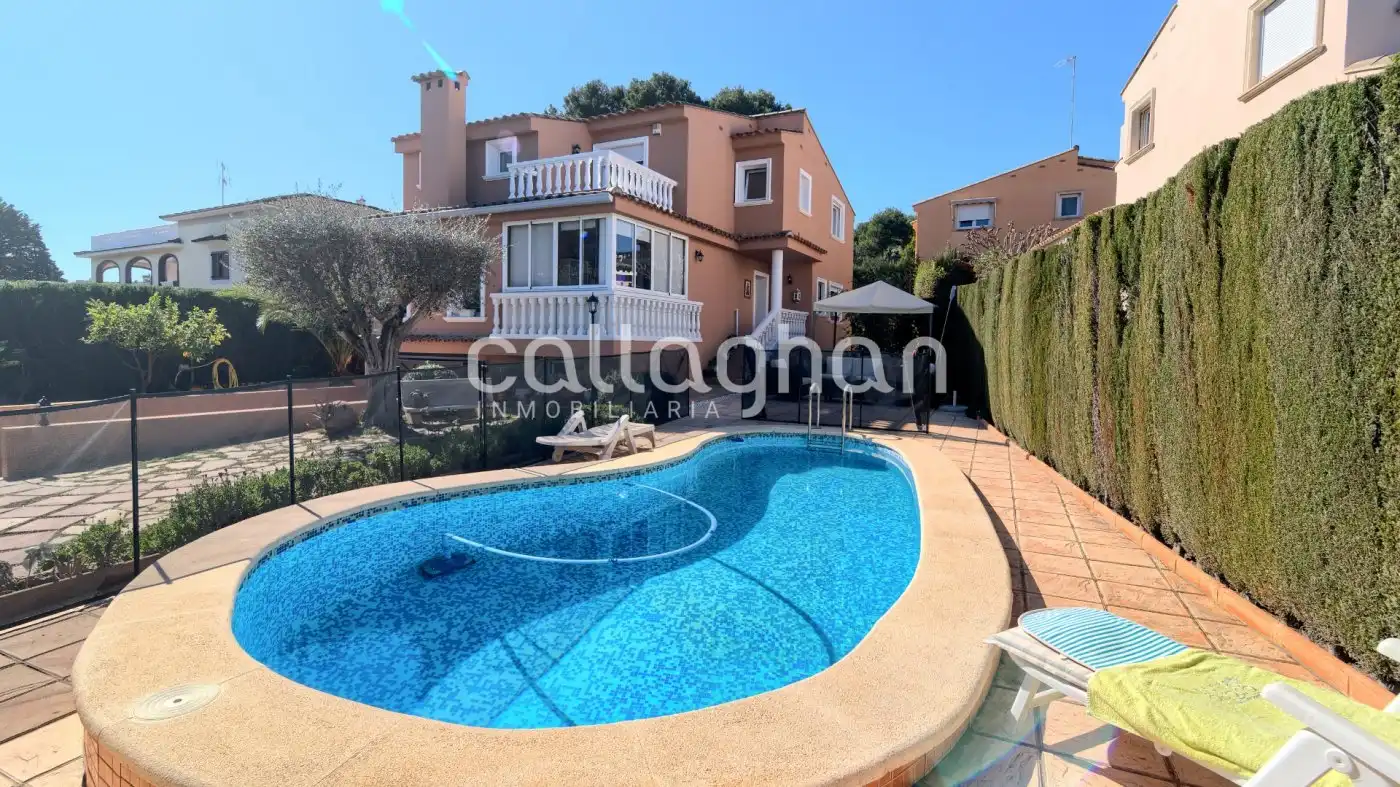 Jardín de Casa o chalet en venta en Paterna con Aire acondicionado, Calefacción y Jardín privado