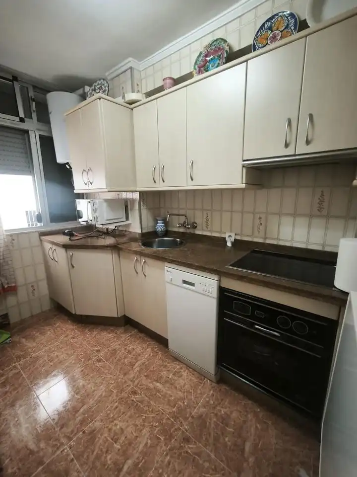 Cocina de Piso de alquiler en Málaga con Amueblado