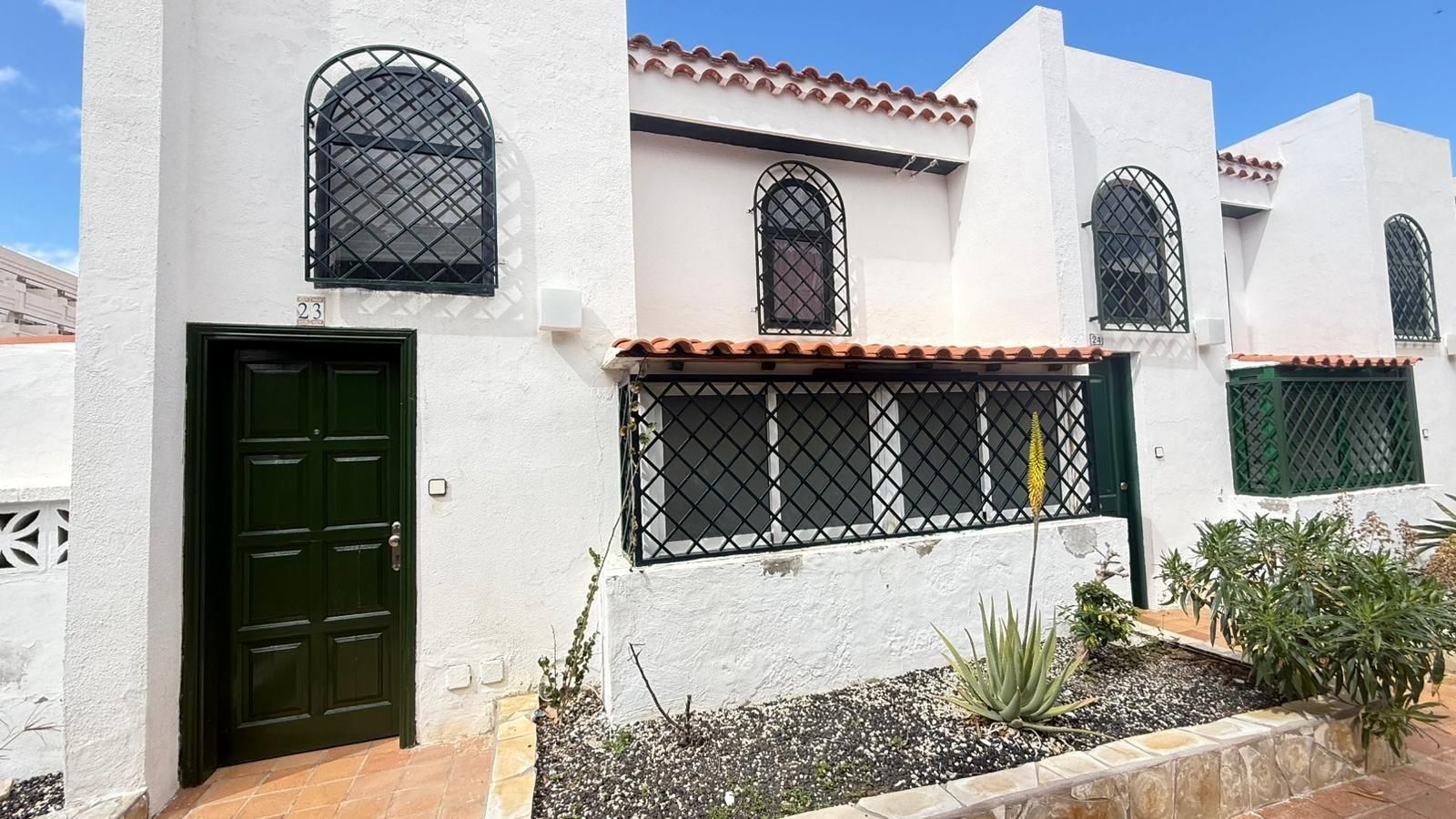 Exterior view of Single-family semi-detached for rent in Santiago del Teide