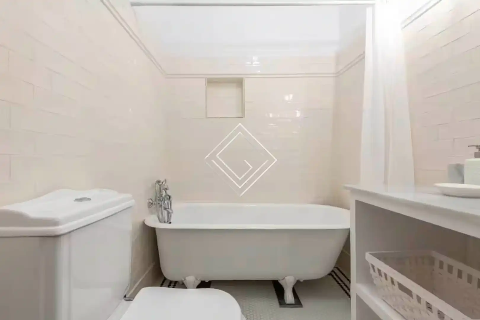 Badezimmer von Wohnung zur Miete in Centro