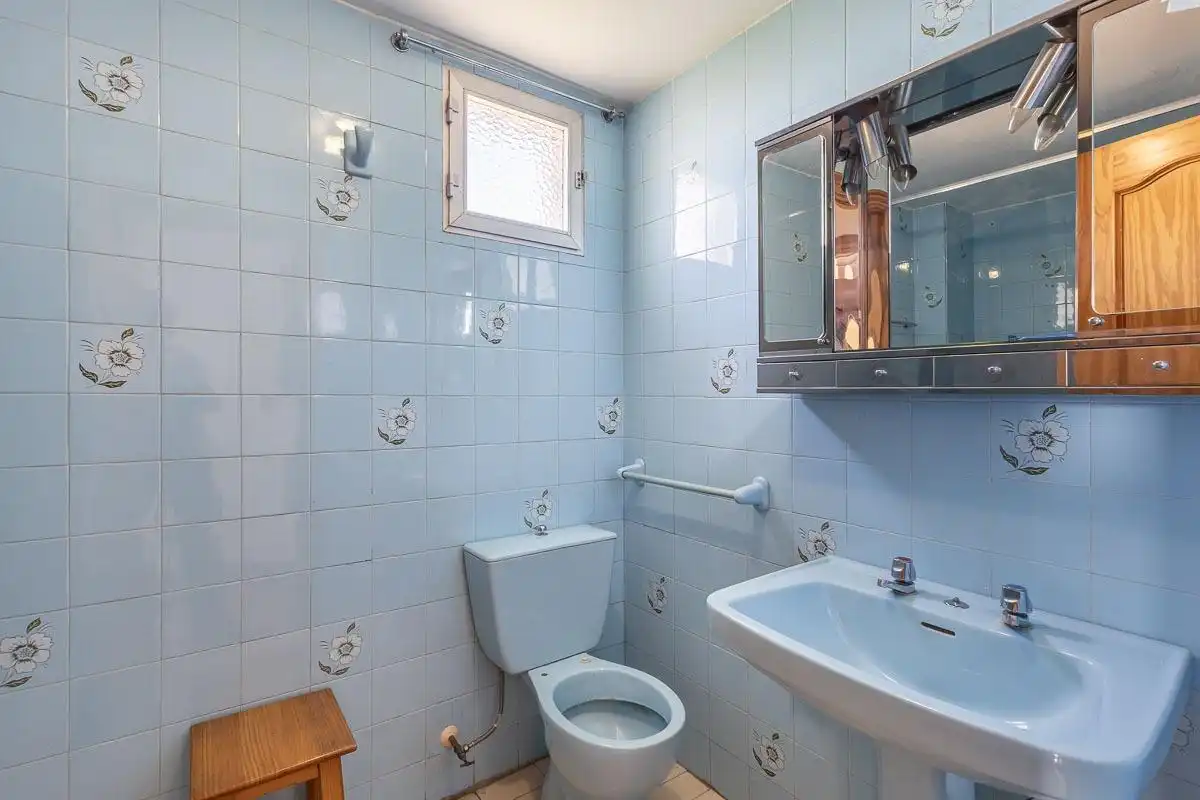 Baño de Piso en venta en Granada con Aire acondicionado y Calefacción