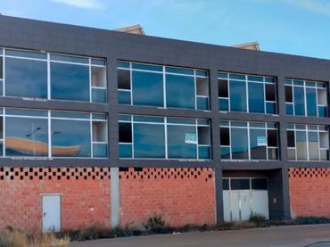Industrial building for sale in Avenida EUROPA-SALINAS 123