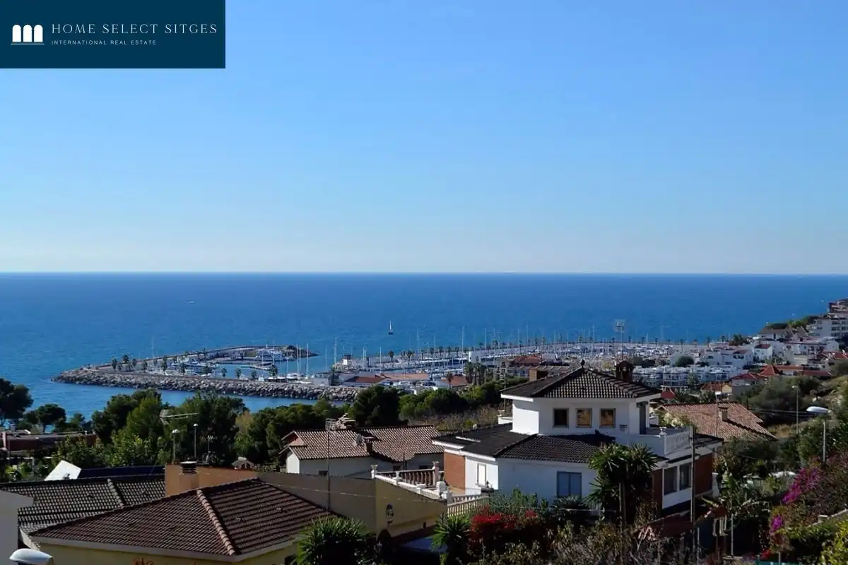 Semi-detached house with pool for sale in Llevantina - Montgavina - Quintmar