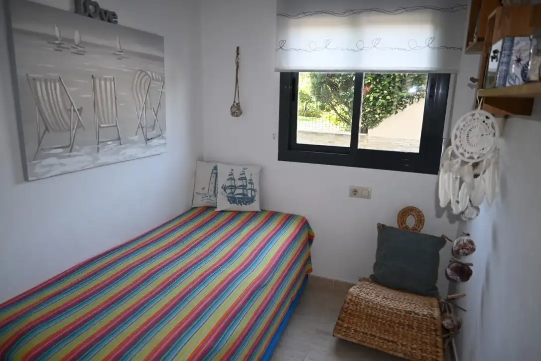 Schlafzimmer von Wohnung zum Verkauf in L'Escala mit Klimaanlage, Heizung und Terrasse