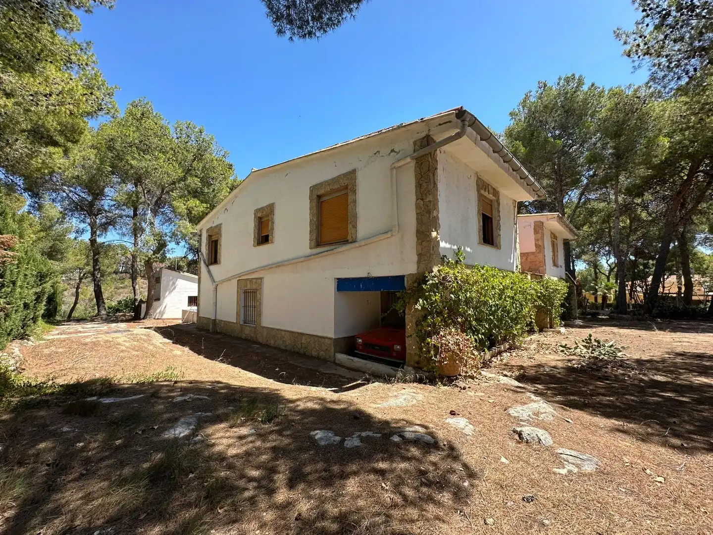Vista exterior de Casa o xalet en venda en Carlet amb Calefacció, Jardí privat i Terrassa