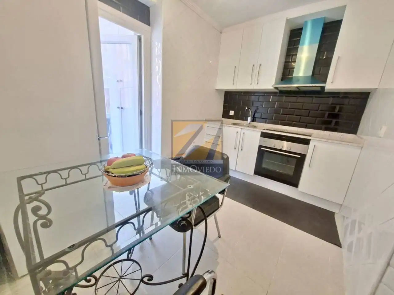 Kitchen of Flat for sale in Oviedo   with Heating, Terrace and Storage room
