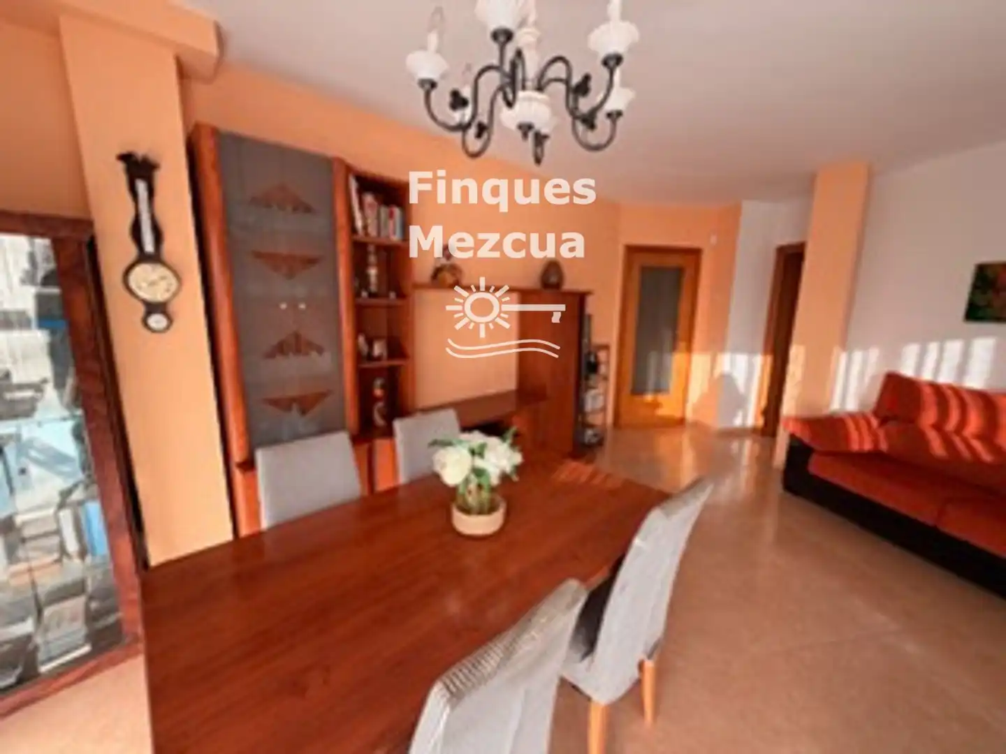 Appartement avec ascenseur à vendre à Industria