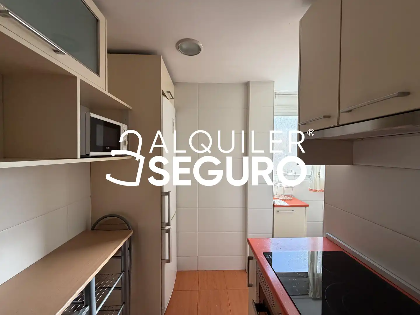 Kitchen of Flat for rent in Madrid  with Air Conditioner and Heating