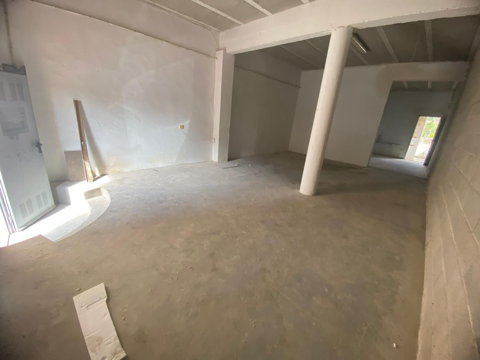 Local de lloguer a Carrer Manacor, Sa Casa Blanca, Llevant