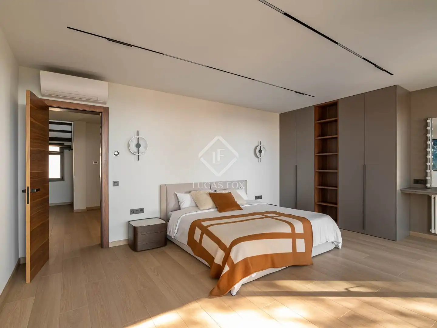 Habitación de Casa o chalet en venta en Castelldefels con Aire acondicionado, Jardín privado y Trastero