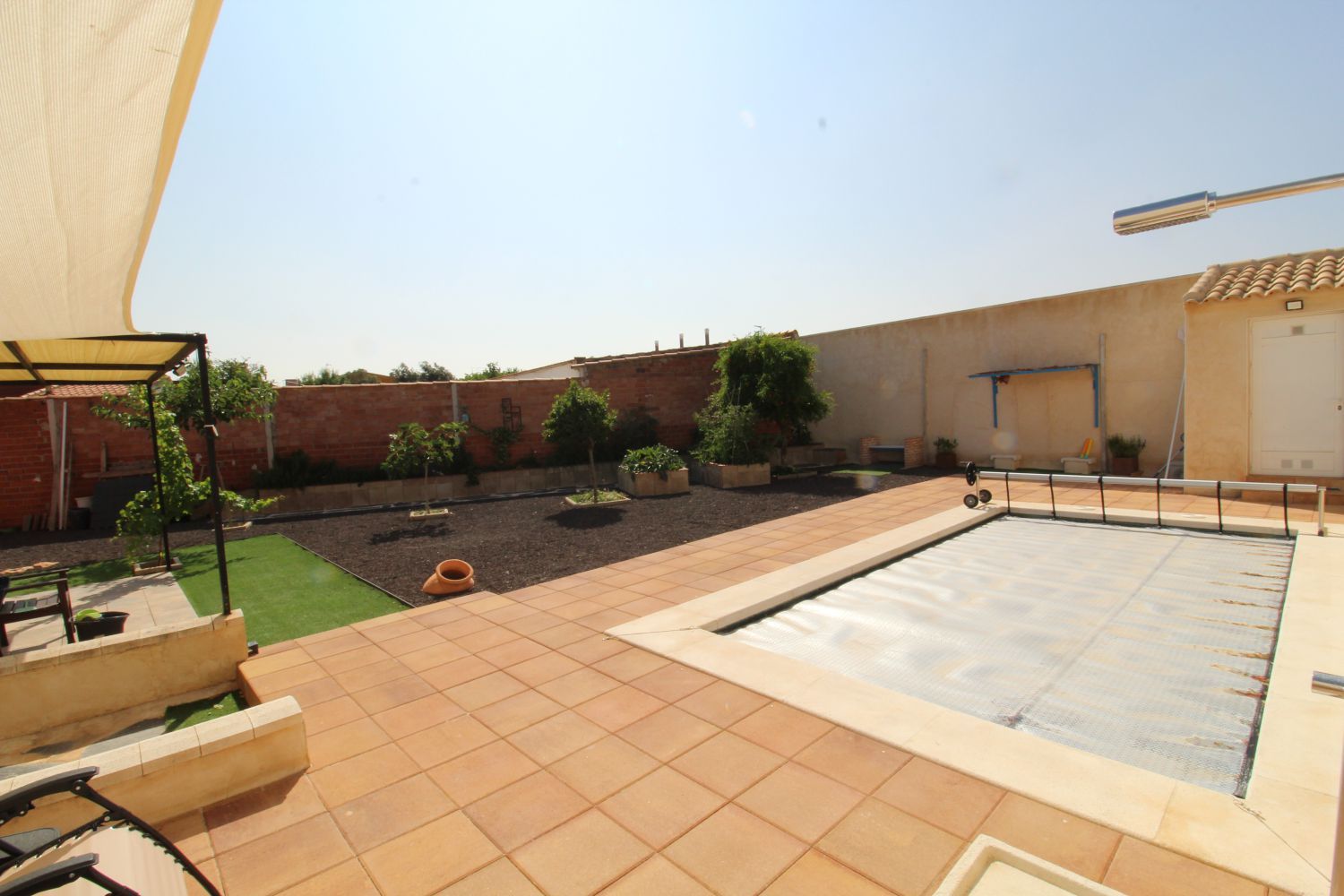 Piscina de Casa adosada en venta en Pozuelo de Calatrava con Aire acondicionado, Calefacción y Trastero