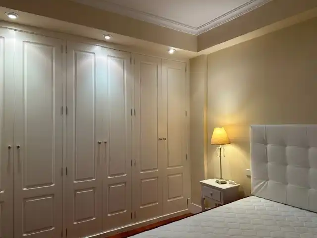 Wohnung zur Miete in Rúa da República de El Salvador, Ensanche - Sar