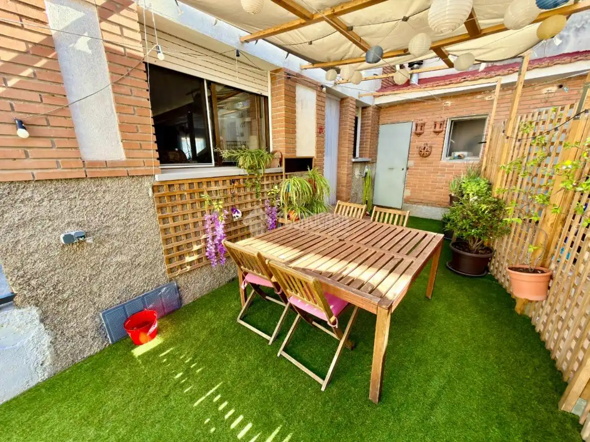 Detached homes for sale in Cabanillas del Campo