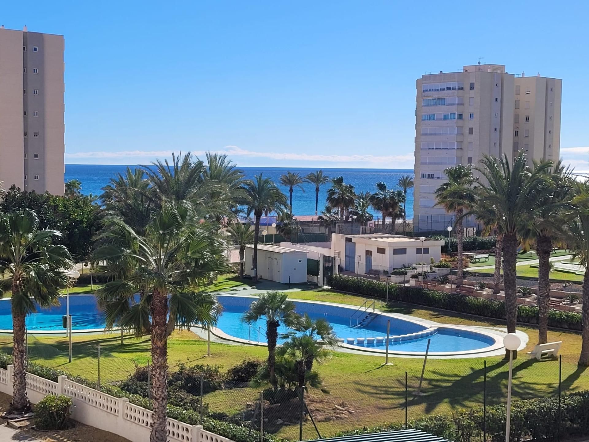 Swimming pool of Apartment for sale in Alicante / Alacant  with Air Conditioner, Heating and Private garden