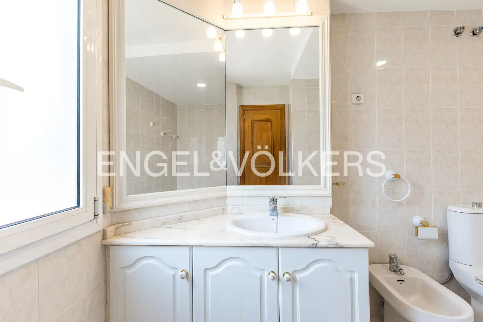Maison mitoyenne avec piscine à vendre à Nou Eixample Nord, imagen 22