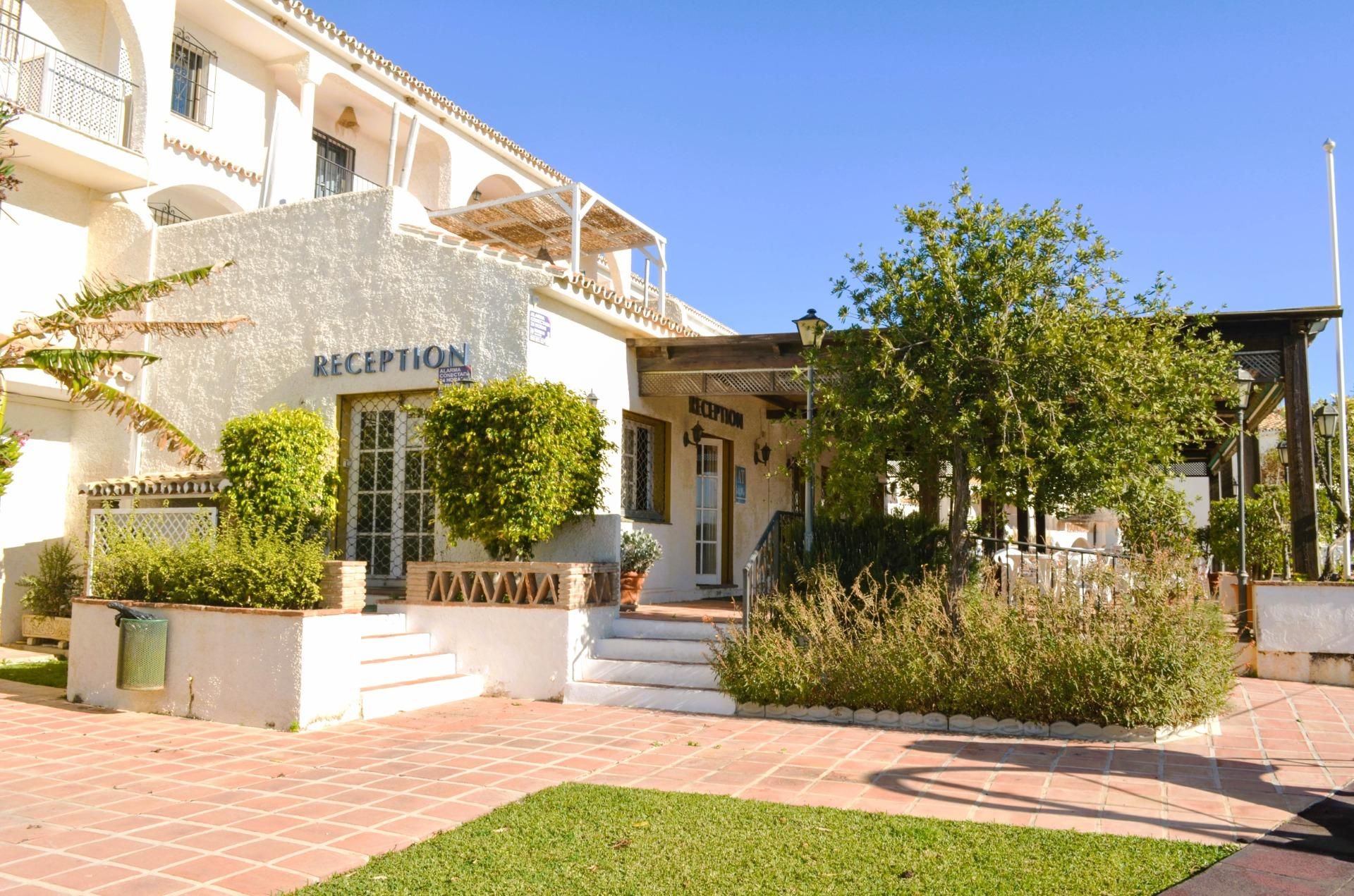 Exterior view of Premises for sale in Mijas