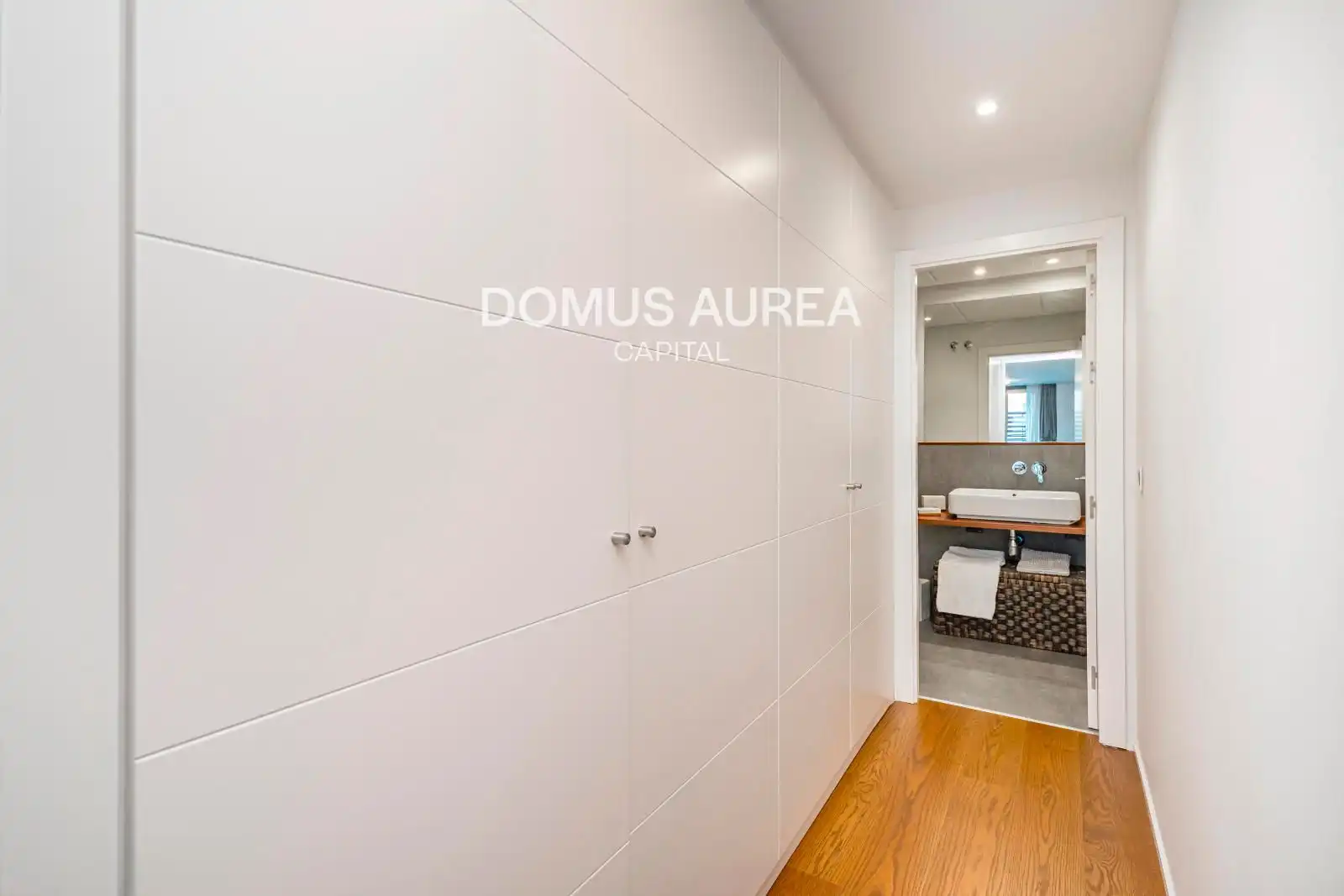 Wohnung zum Verkauf in Madrid mit Klimaanlage, Heizung und Terrasse