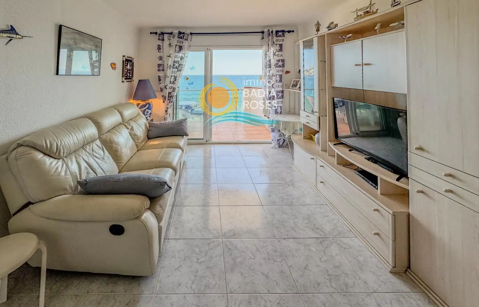Sala de estar de Piso en venta en Roses con Aire acondicionado, Calefacción y Terraza