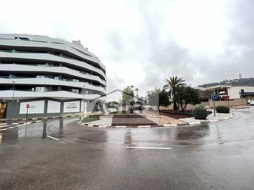 Wohnbaugrundstück zum Verkauf in Casc Urbà