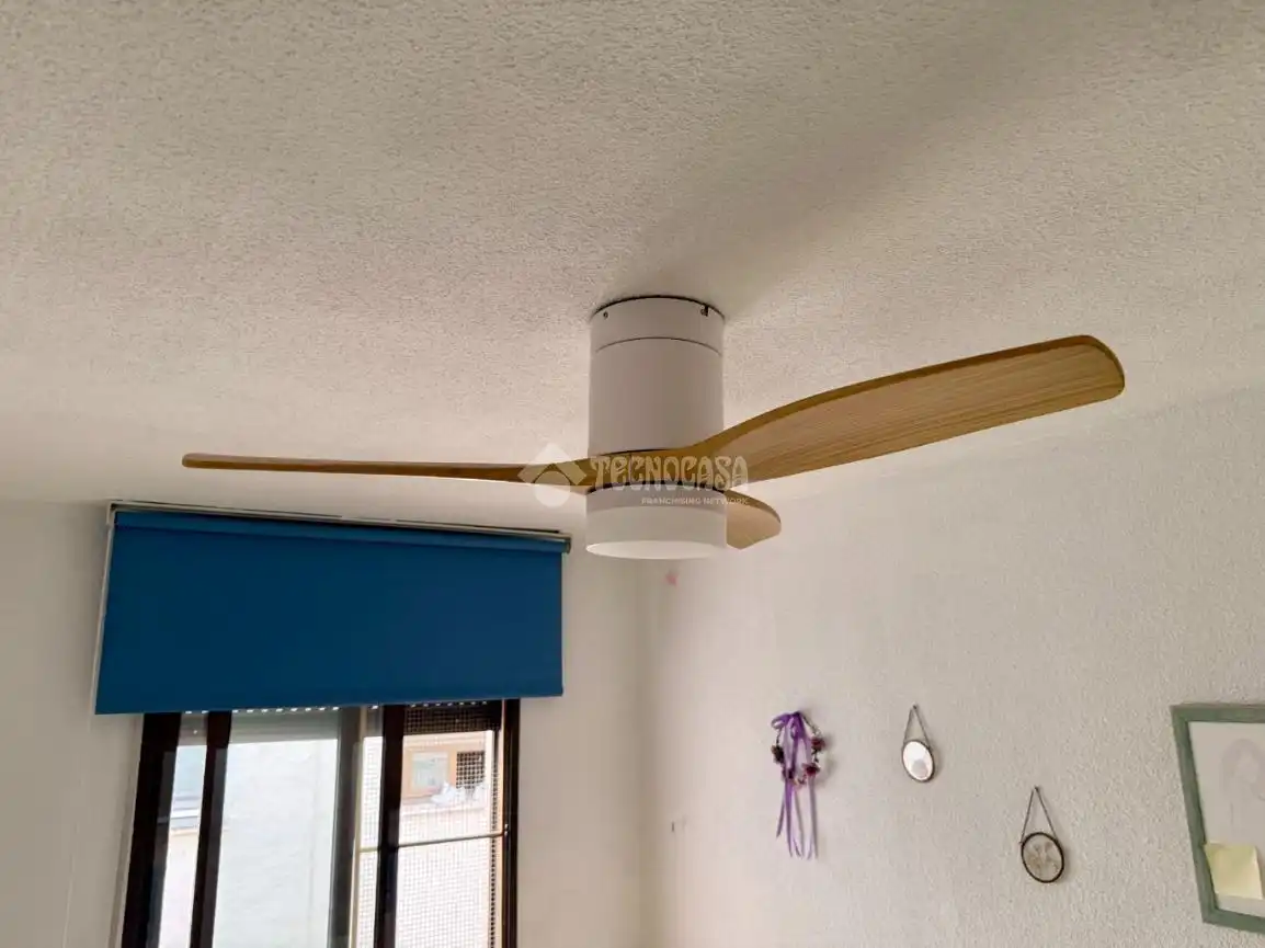 Schlafzimmer von Wohnung zum Verkauf in Madrid mit Klimaanlage, Heizung und Parkett