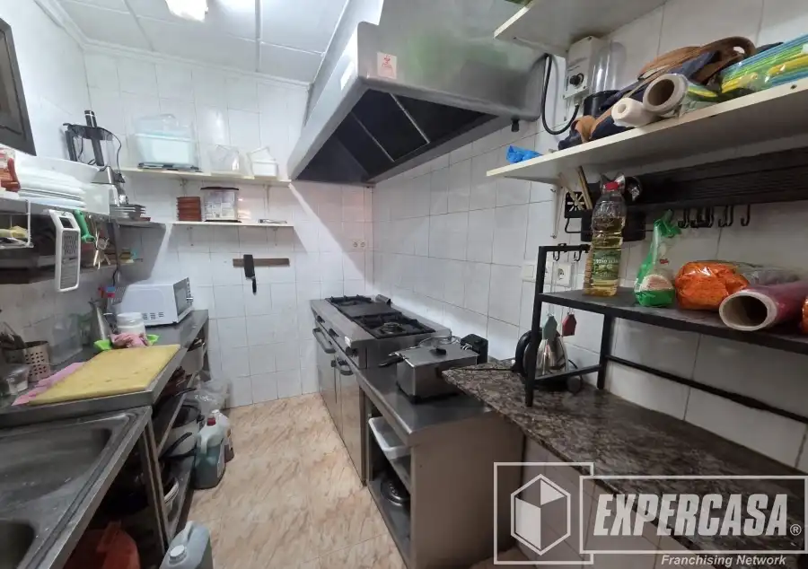 Cuina de Casa adosada en venda en Alzira amb Aire condicionat i Terrassa