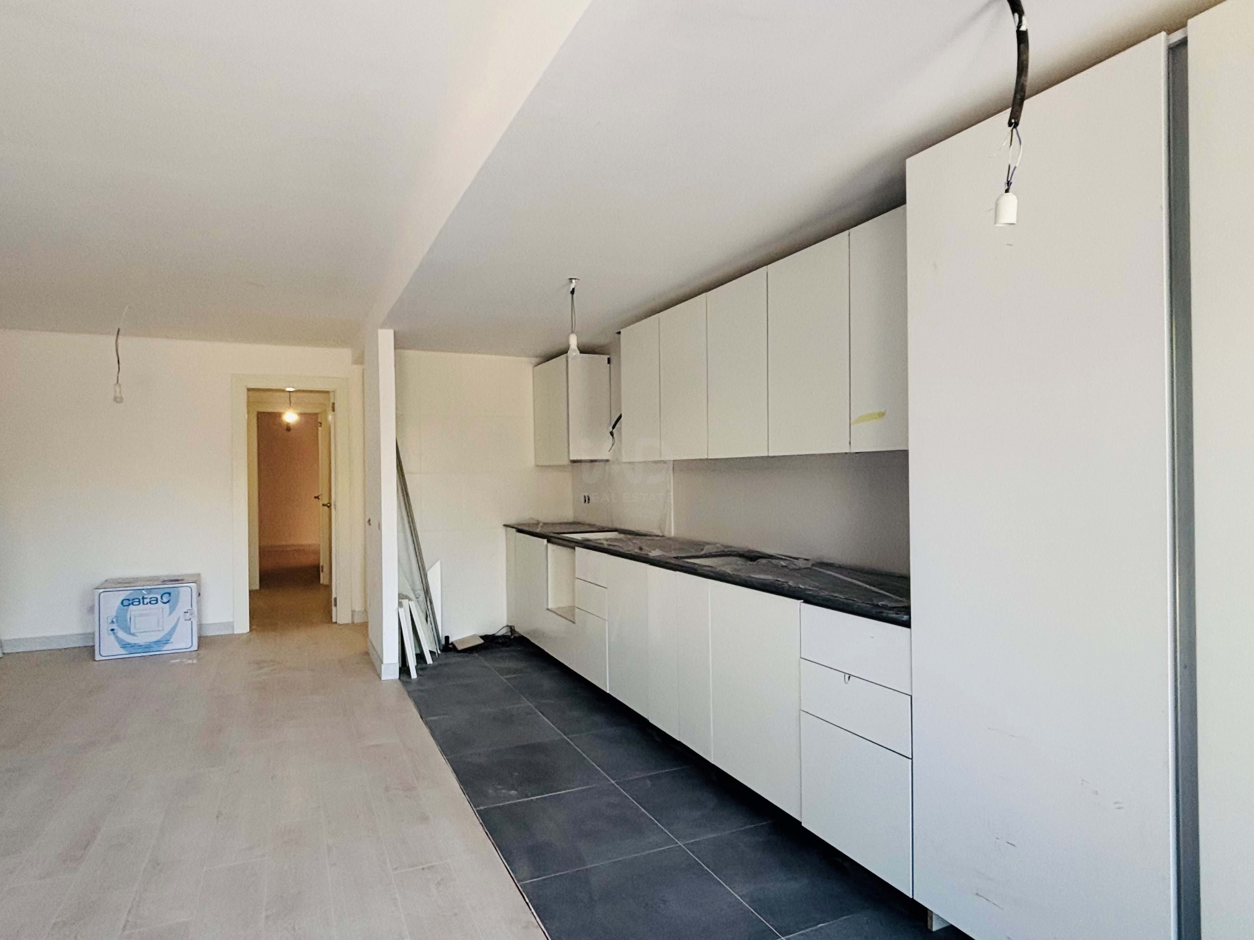Kitchen of Flat for sale in Valls  with Air Conditioner and Terrace