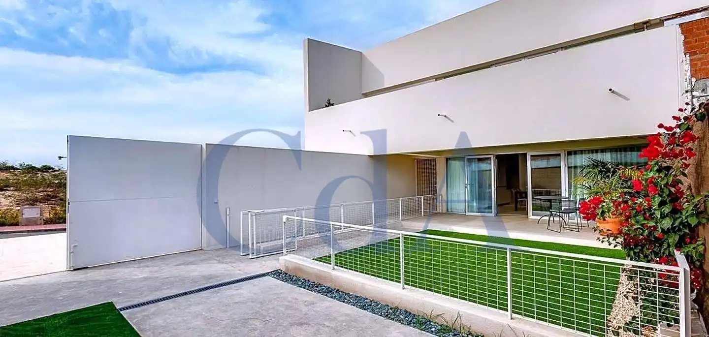 Bungalow with pool for sale in Los Balcones - Los Altos, imagen 8