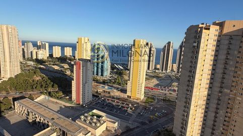 Vistas al Mar Piso de 2 dormitorios en Vía Parque Benidorm con garaje