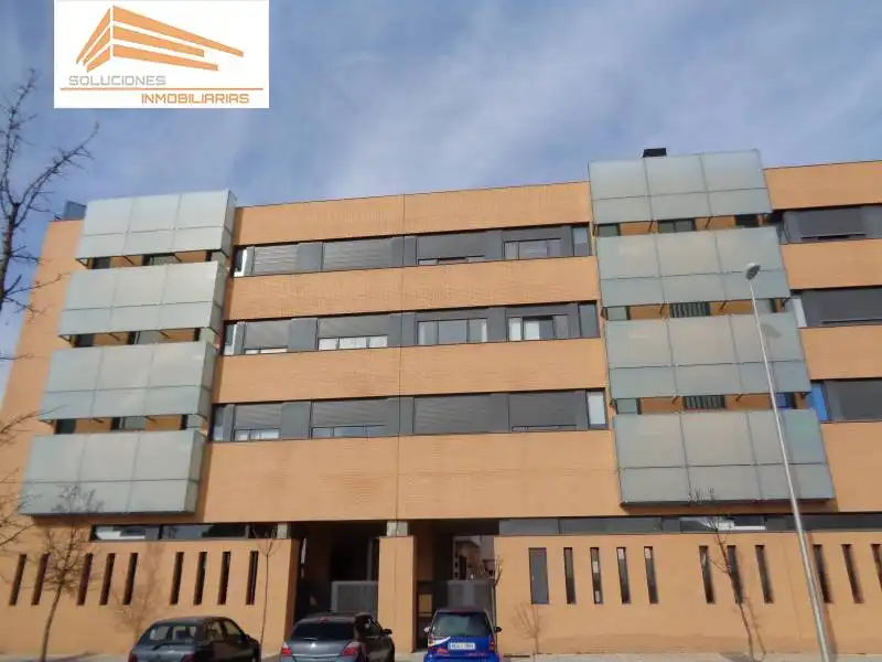 Einzelparkplatz zum Verkauf in Pinar del Jalón