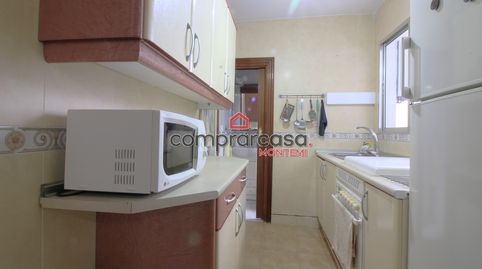 Foto 3 de Casa adosada en venta en Calle Valdemoro, San Isidro, Getafe