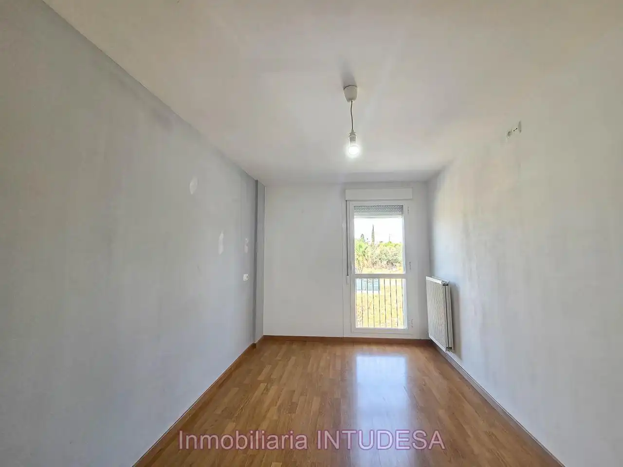 Habitación de Casa adosada en venta en Murchante con Calefacción, Jardín privado y Terraza