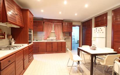 Kitchen of Flat for sale in Elda  with Air Conditioner and Balcony