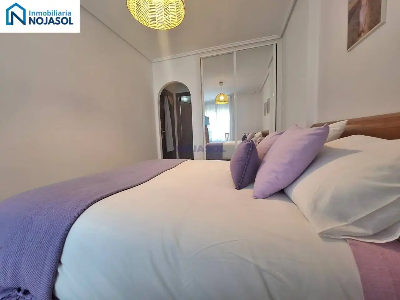 Habitación de Apartamento de alquiler en Noja con Calefacción, Terraza y Amueblado