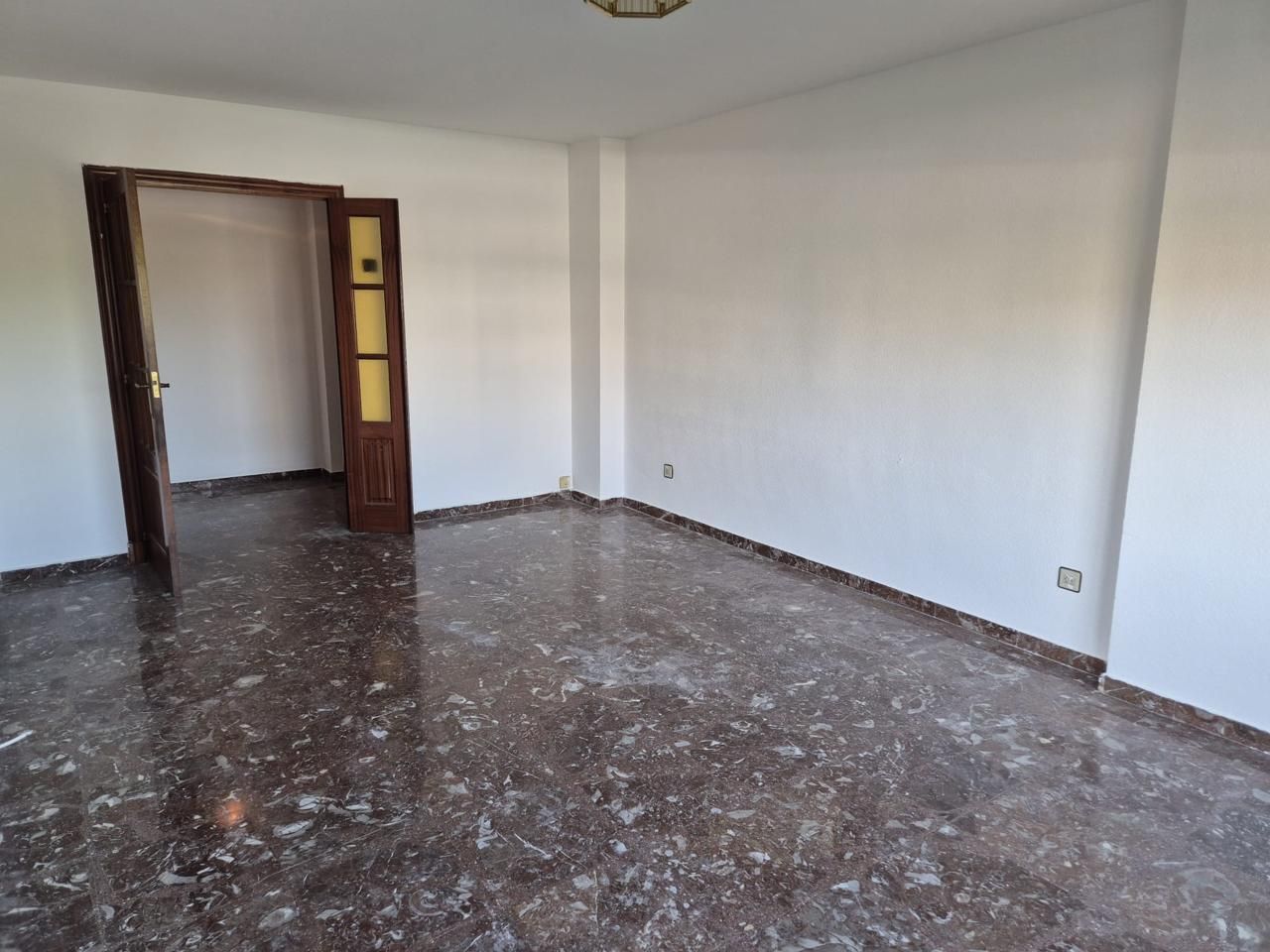 Flat for sale in  Zaragoza Capital  with Heating, Terrace and Storage room