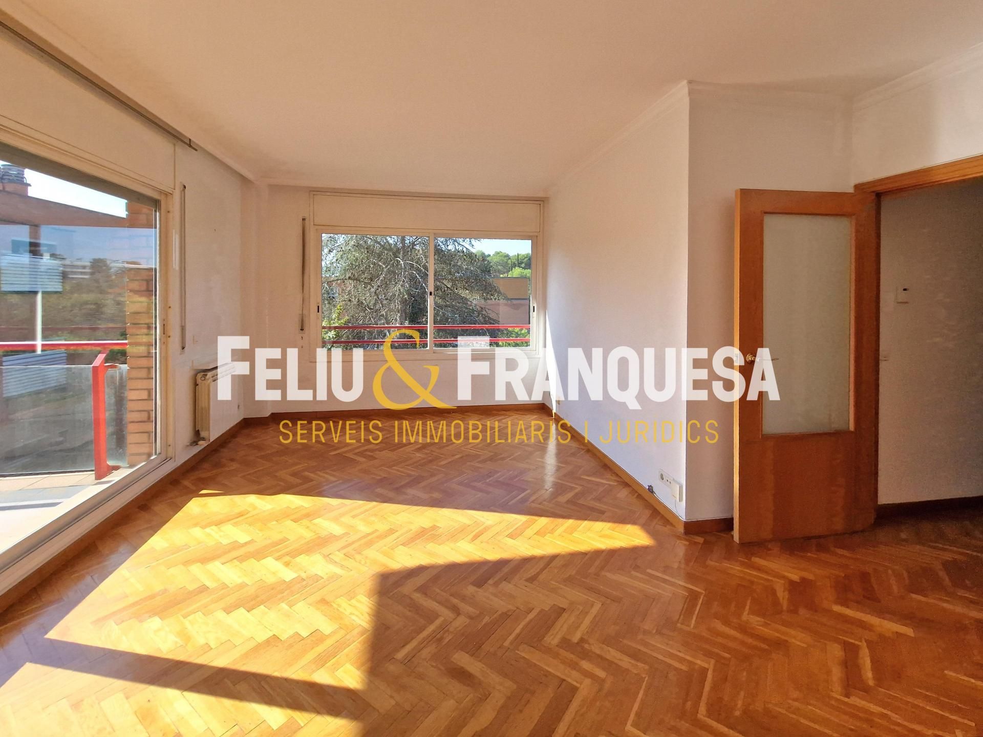 Exterior view of Attic for sale in Sant Cugat del Vallès  with Heating, Terrace and Storage room