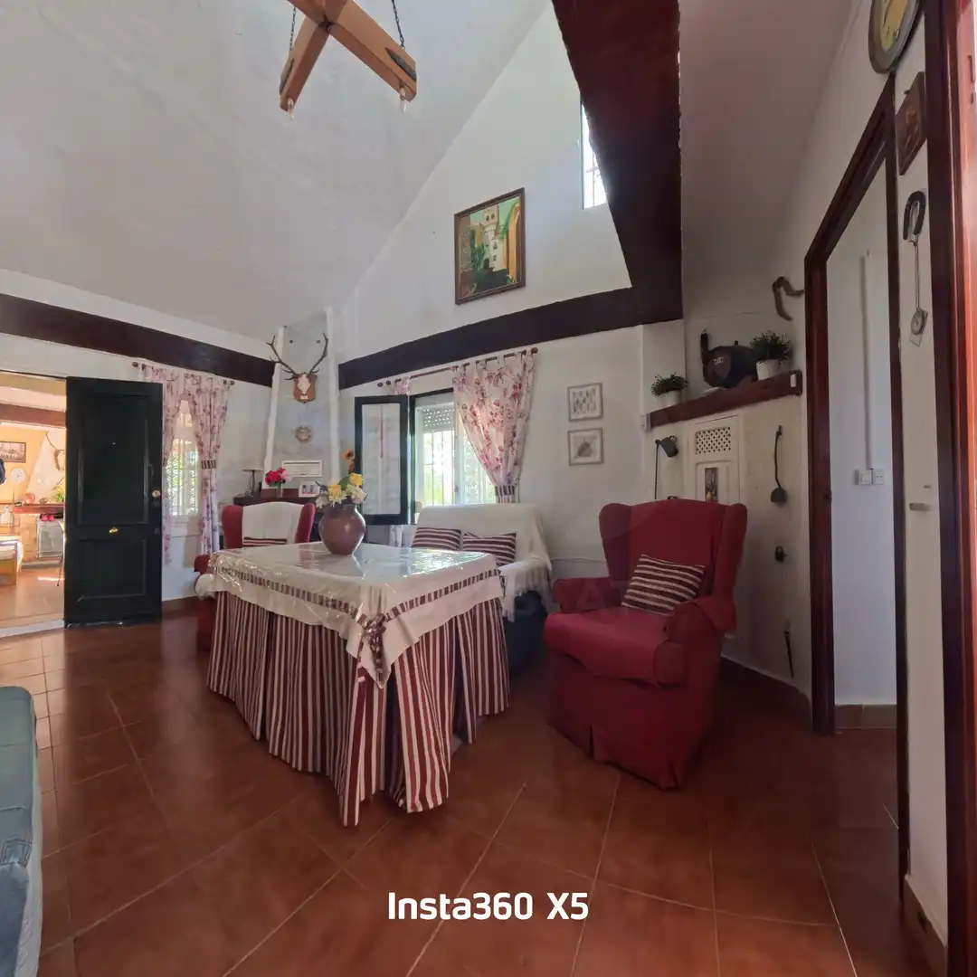 Sala de estar de Terreno en venta en Berrocal