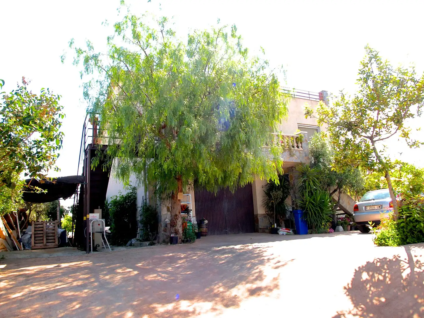 Vista exterior de Casa o xalet en venda en Terrassa amb Jardí privat, Terrassa i Traster