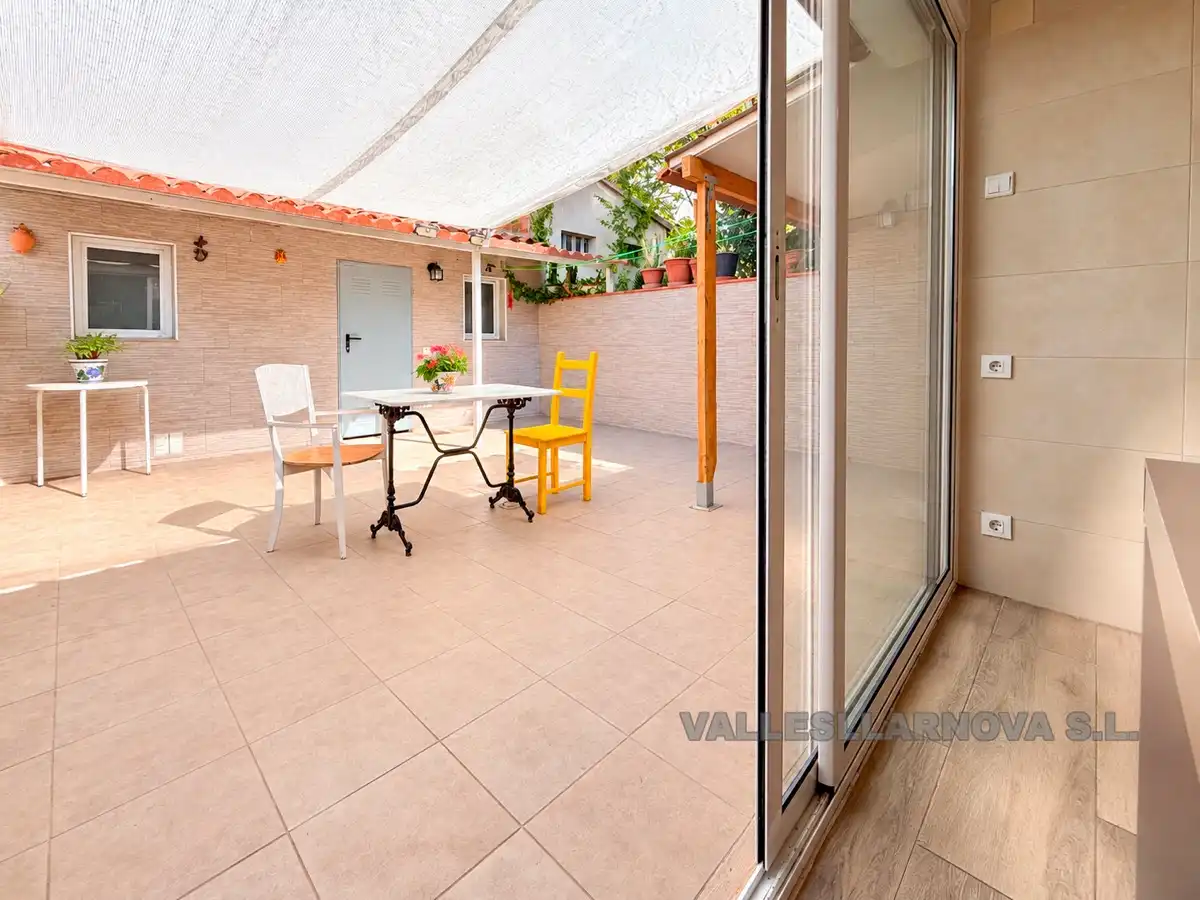 Terrassa de Casa adosada en venda en Mollet del Vallès amb Aire condicionat, Calefacció i Jardí privat